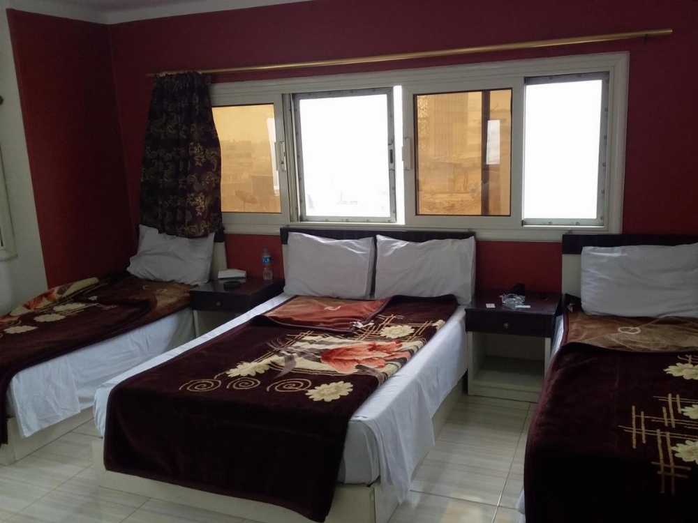 Room image 5